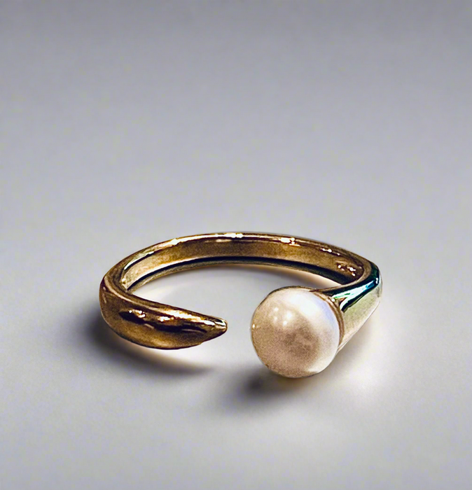 Golden Pearl Ring
