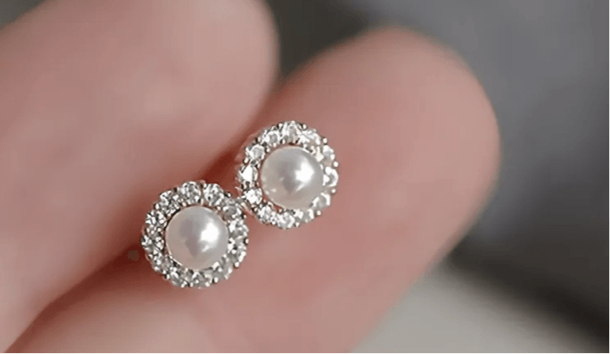 Pearl Rhinestone Studs