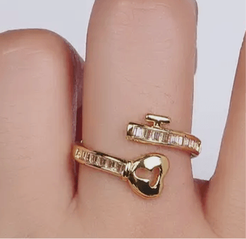 Adjustable Gold Heart Padlock Ring - Pearl & Prism